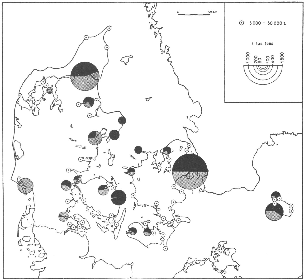 (Kort). Indladede godsmængder fra danske havne 1955 (heri ikke medregnet færgefart). Den sorte sektor angiver de godsmængder, der sendes til andre danske havne. Hvor de indladede godsmængder i alt er mindre end 5.000 t, er havnene ikke medtaget.