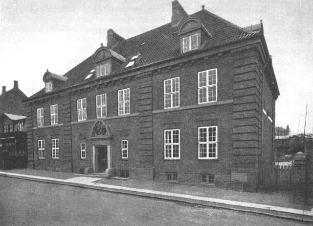 (Foto). Teknisk skole i Roskilde, opf. 1911 (arkt. V. Fischer).Fot. A. Christensen.