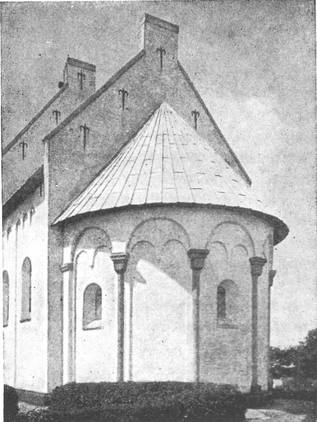 (Foto). Romansk apsis. Jernved kirke. 1100t.Fot. Nationalmuseet.
