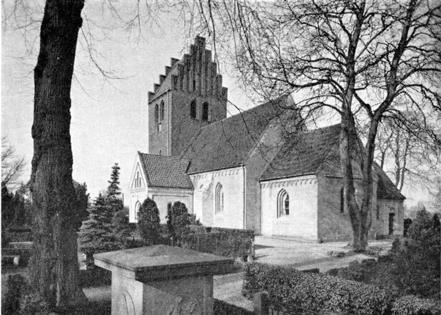 (Foto). Brønshøj kirke.