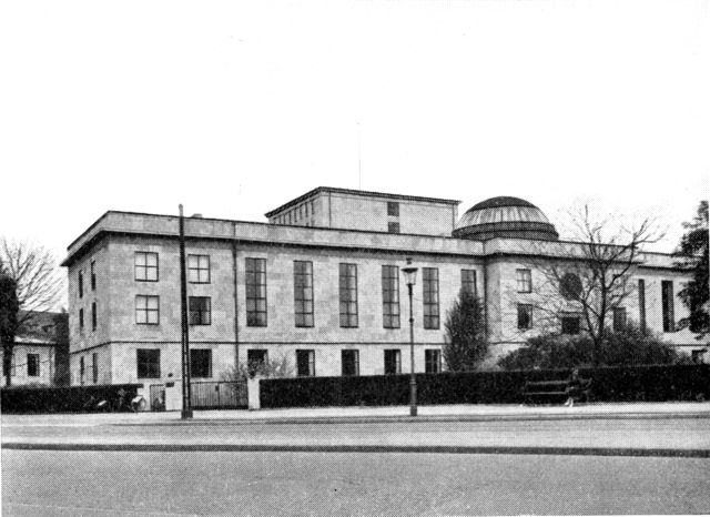 (Foto). Universitetsbibliotekets bygning ved Nørre Allé.