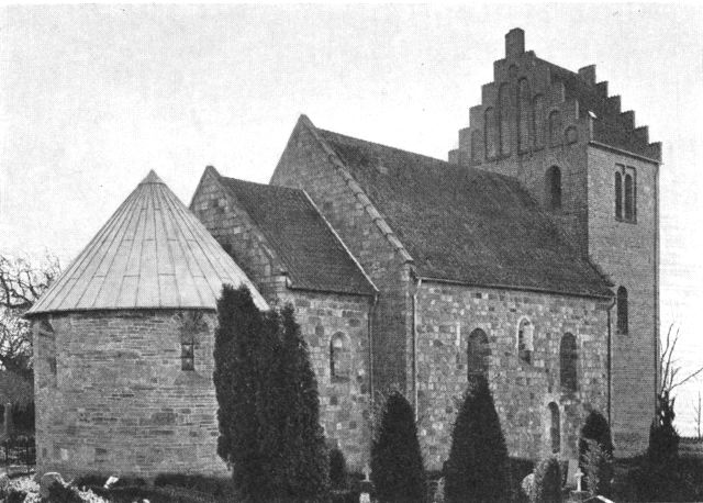 (Foto). Selsø kirke.