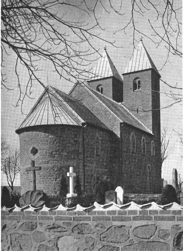 (Foto). Fjenneslev kirke.