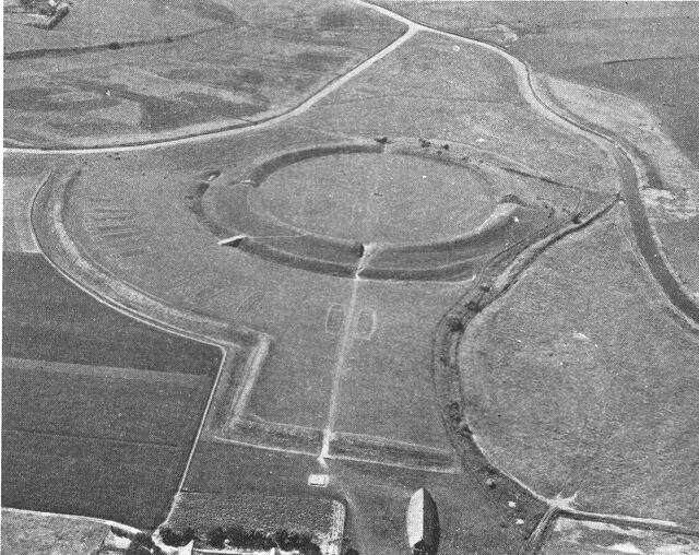 (Foto). Trælleborg set fra øst. Luftbillede.