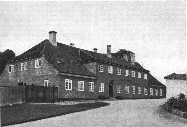 (Foto). Scheels Hospital i Herfølge (opf. i 1720erne).