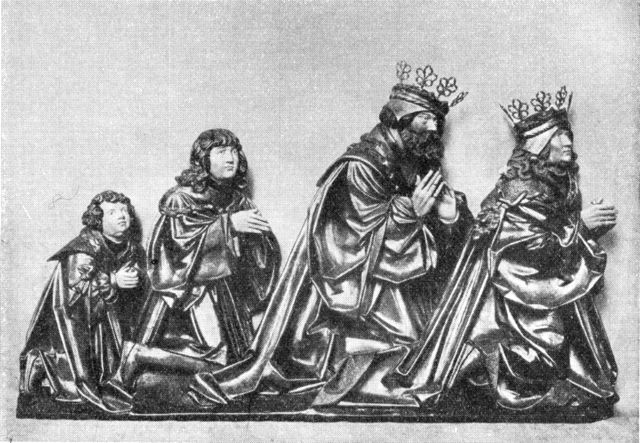 (Foto). Figurer på fodstykket til Claus Bergs altertavle. Fra højre: Kong Hans, kong Christian II, prins Frants og prins Hans.