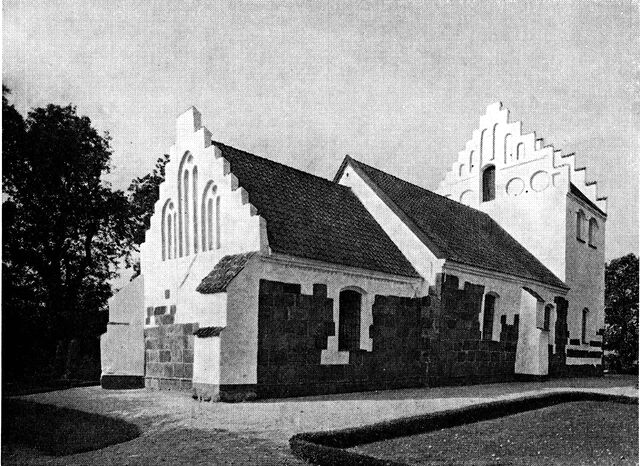 (Foto). Rolsted kirke set fra nordøst.