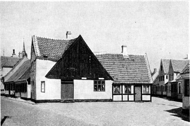 (Foto). Gåsetorvet. Til højre Nørregade, til venstre Søndergade.