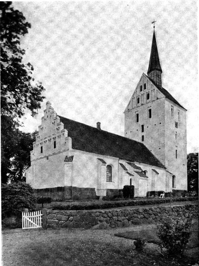 (Foto). Svindinge kirke.