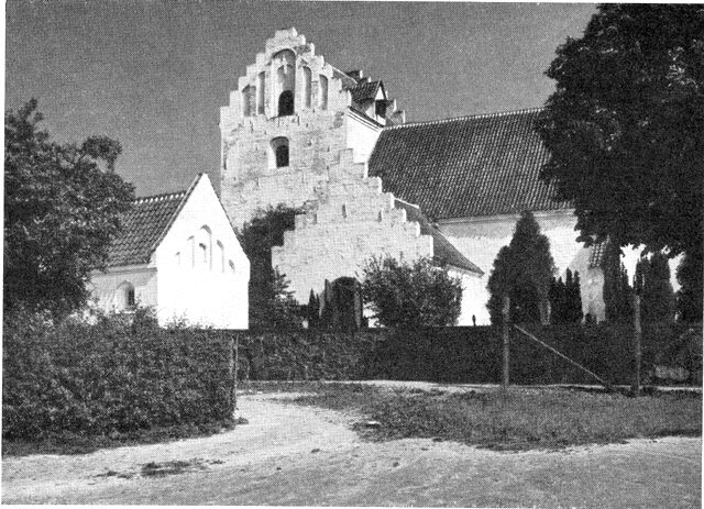 (Foto). Tullebølle kirke.