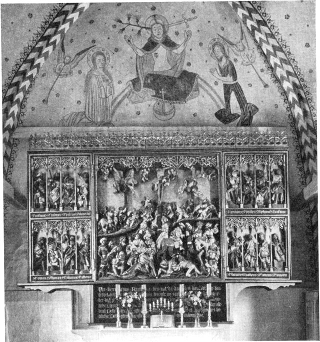 (Foto). Altertavle og kalkmaleri (Kristus som verdensdommer) i koret i Bregninge kirke.