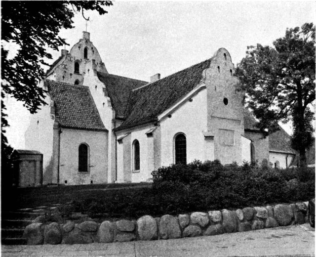 (Foto). Skt. Catharina kirke set fra sydøst.