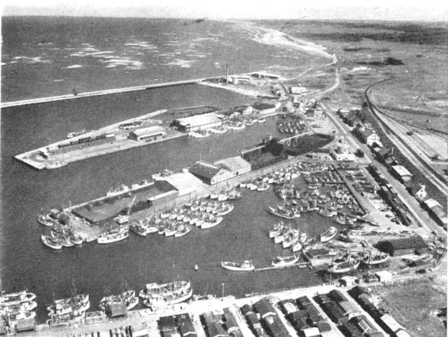 (Foto). Luftbillede af fiskerihavnen i Hirtshals.