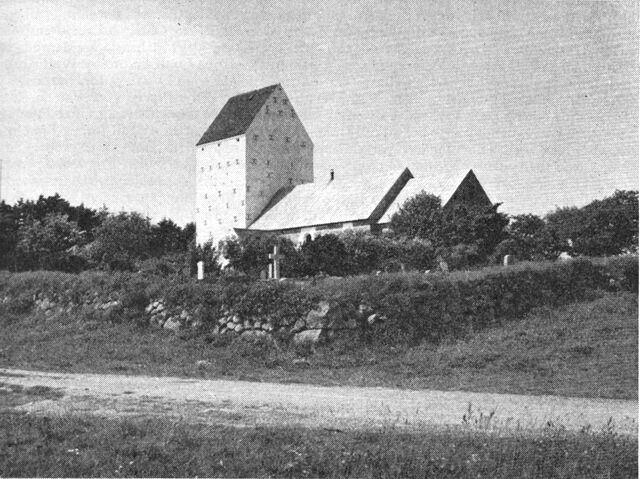 (Foto). Vennerbjerg kirke set fra sydøst.