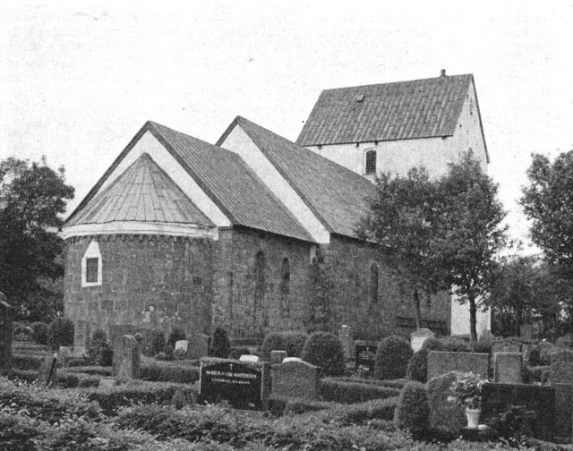 (Foto). Ingstrup kirke set fra nordøst.