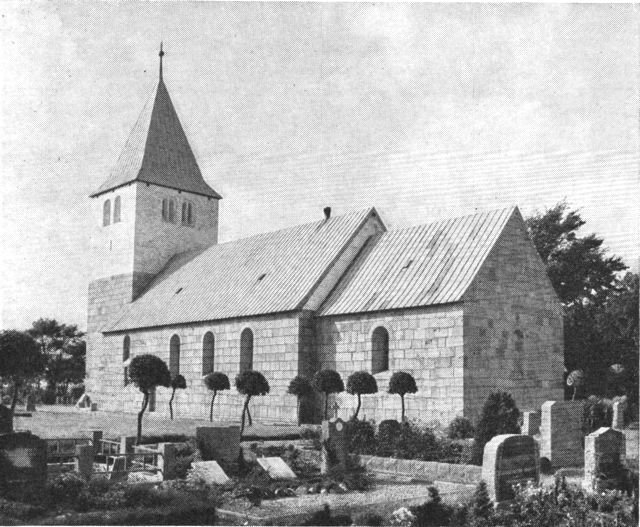 (Foto). Nors kirke set fra sydøst.