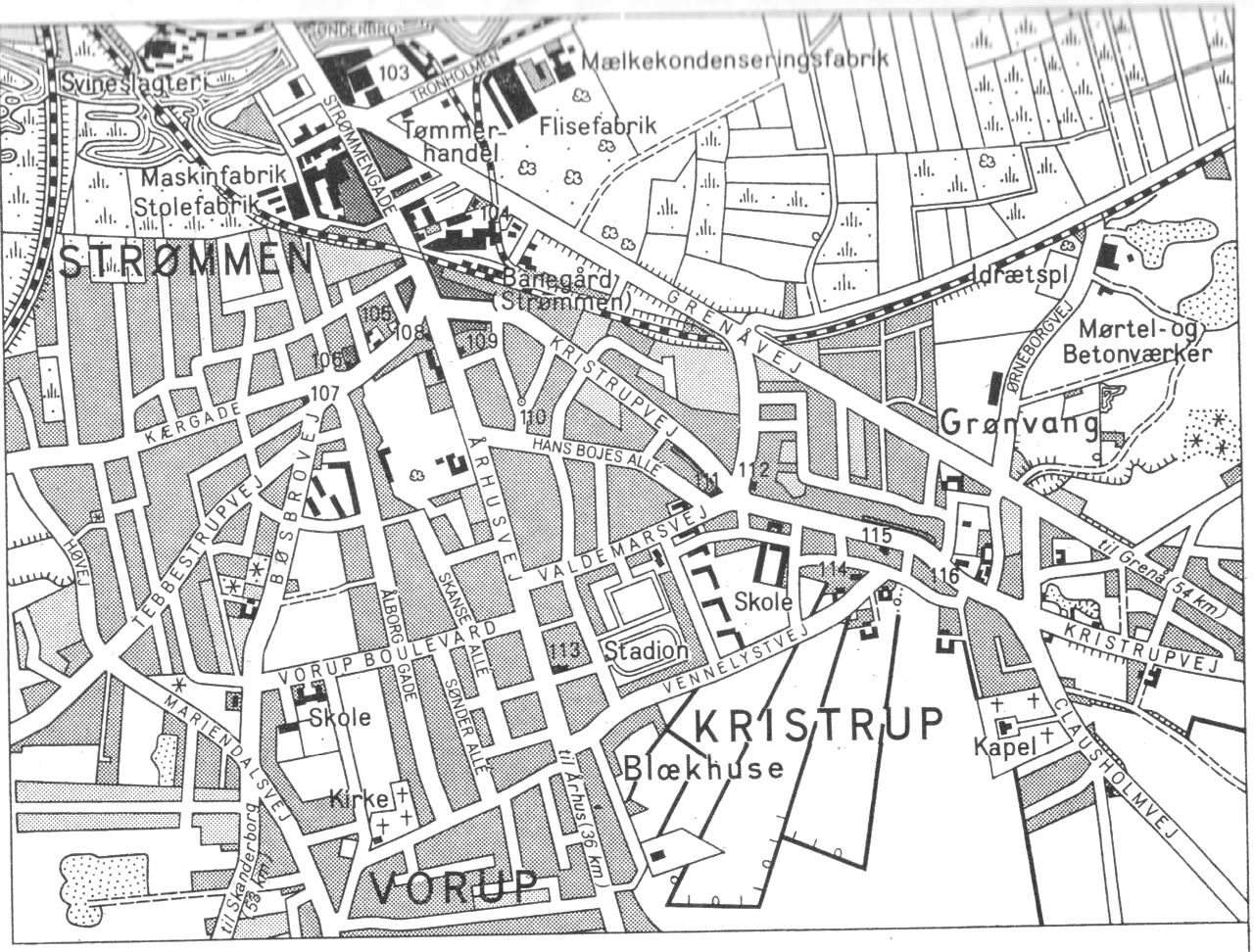 (Kort). 1 Fjerkræslagteri2 Børnegården3 Skt. Clements Kirke4 Genforeningsmonument5 Psykoteknisk Institut6 la Cours Skole7 Gethers Anlæg8 Hobrovejens Skole9 Jesu Kristi Kirke (mormon-)10 Statsskolen11 Andelsmejeri12 Sparekassen for Randers by og omegn13 Randers Diskonto- og lånebank14 Rebslageri15 Skt. Peders Kirke16 Ungdomskollegiet17 Forberedelsesskolen18 Skt. Pauls Kirke (metodist-)19 De gamles Hjem (Sygeafdeling) Plejehjem for kronisk syge20 Zoneredningskorps21 Katolsk-apostolsk Kirke22 Hotel Westend23 Missionshotellet Ansgar24 Wangs Hotel25 Amtstue26 Frimurerlogen27 Adventskirken (adventist-)28 Administrationsbygning. Centralbibliotek29 Jernbaneapotek30 Håndværker- og industriforening31 Politigården32 Randers Hospital33 V. Nellemanns Automobilforretn.34 Søren Møllersgades Skole35 Landbobanken36 Kroneapotek37 Gartnernes Salgsforening38 Markedsgades Skole39 Håndværkerstiftelse40 Fabersvejens Skole. Børnebibliotek41 Plejehjemmet42 Hadsundvejens Skole43 Falcks Redningskorps. Brandstation44 Randers Børnehjem45 Centralsygehus46 Epidemisygehus47 Friluftsteater48 Mindestøtte (Frederik VII)49 Frihedsmonumentet50 Mindestøtte (Lystanlæggets Grundlæggere)51 Bruggeriet Thor52 Røde Kors Børnehave53 Randers Realskole54 Ting- og arresthus55 Nørrestrædes Skole56 Romersk-katolsk Kirke57 Amtskontor. Amtmandsbolig58 Børneasyl59 Hovedpostkontor og telegrafstation60 Statue (Niels Ebbesen)61 Rådhus62 Helligåndshuset. Turistbureau63 Handelsbanken64 Skt. Mortens Kirke65 Løveapoteket66 Hotel Randers67 Rutebilstation68 Kriminalpolitikontor69 Andelsbanken70 Sparekassen for Randers by og omegn71 Banken for Randers og omegn72 Politikammer. Civildommerkontor73 Randers Diskonto- og lånebank74 Svaneapoteket. Køsters Bitterfabrik75 Forsamlingsbygningen Jylland76 De danske Spritfabrikker77 Højskolehotellet78 Randers Teater79 Sønderbro Apotek80 Niels Ebbesens Hus81 Randers Fragtmandshal82 Museum83 Teknisk Skole84 Slotsgården85 Administrationsbygning86 Nørreriis87 Toldkammer88 Jysk Andelsfoderstofforr.89 Banegård (Hadsundbanen)90 Kvægtorv. Slagtehus91 Kartoffeleksportudvalget92 Mindestøtte (St. St. Blicher)93 Randers Herredsret94 Skt. Michael Skole95 Tøjhushaven96 Mindestøtte (General Moltke)97 Mindesten (General Friboe)98 Junckers Klædefabrik99 Alderdomshjem100 A/S Danar (Radiatorfabrik)101 Kommunekontor102 Trinbræt (Dronningborg)103 S. C. Sørensen (Stålforr.)104 Andelssvineslagteri105 Administrationsbygning. Bibliotek106 Postkontor107 Vorup Sparekasse108 Politistation109 Kriminaldommer. Skifteret110 Mindesten (Hans Boje og Hustru)111 Kommunekontor112 Kristrup Sparekasse113 Provinsforlaget114 Alderdomshjem115 Forsamlingshus116 Kristrup KirkeG. E. C. Gads ForlagRevideret 1960. Geodætisk Institut. Eneret.