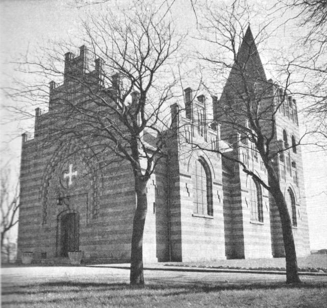 (Foto). Hobro kirke. Opført 1850–52 efter tegning af M.G.B. Bindesbøll.