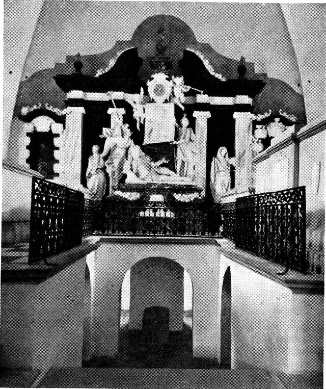 (Foto). Jørgen Skeels gravkapel i Auning kirke. Udført af Th. Quellinus.