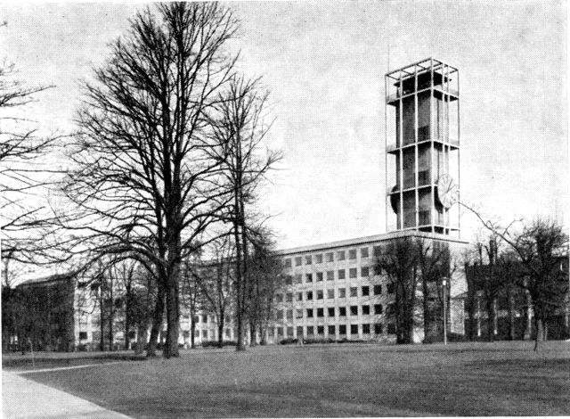 (Foto). Rådhuset i Århus. Opført 1938–42.