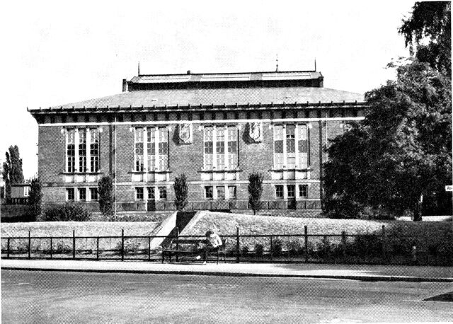 (Foto). Erhvervsarkivet. Bygningen opført 1898–1901 til brug for Statsbiblioteket i Århus.