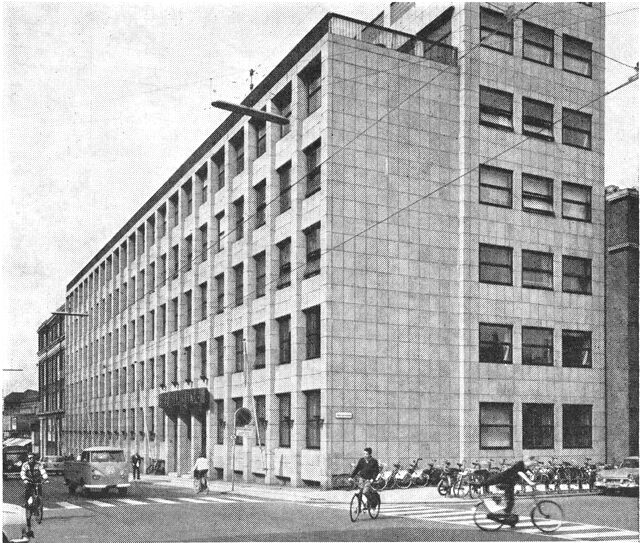 (Foto). Århus Oliefabrik A/S. Administrationsbygningen i M.P. Bruunsgade. Opført 1938.