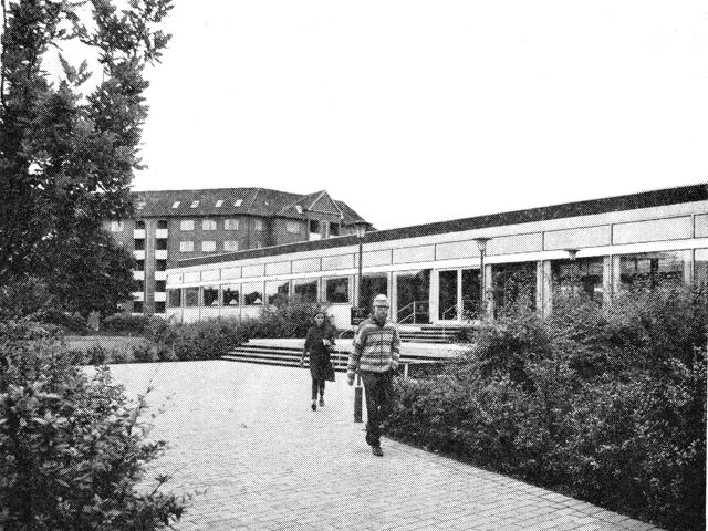 (Foto). Centralbiblioteket i Horsens, set fra Vitus Berings Park.