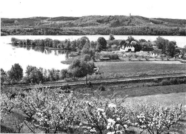 (Foto). Udsigt over Dynæs mod Himmelbjerget.