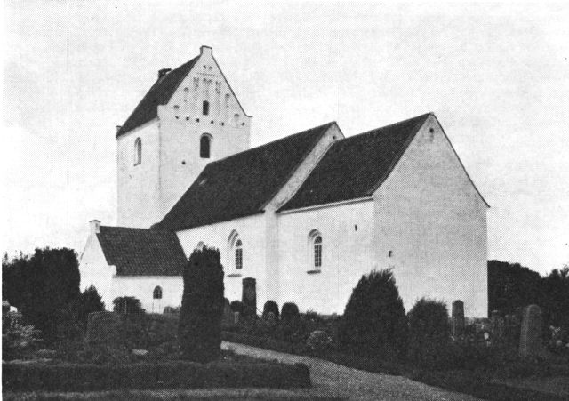 (Foto). Tåning kirke.