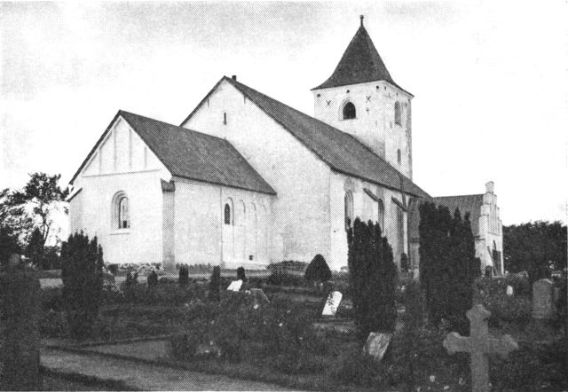 (Foto). Tamdrup kirke.