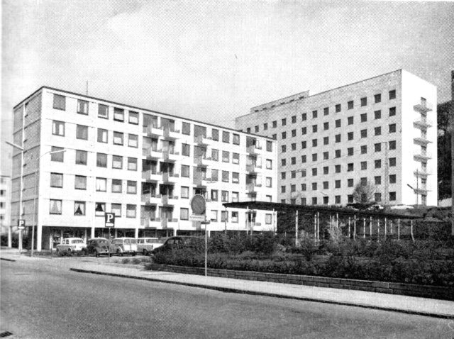 (Foto). Moderne bebyggelse i Vejle. Til højre sygehusbygning.