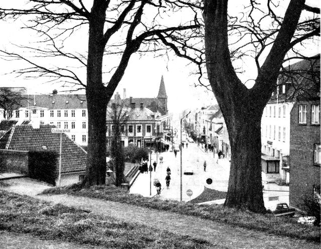 (Foto). Danmarksgade set fra volden.