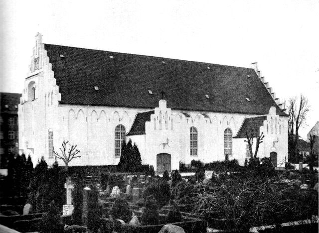 (Foto). Trinitatis kirke set fra syd.