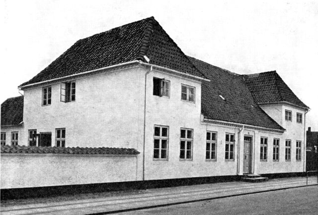 (Foto). Den reformerte præstegård, Dronningensgade.