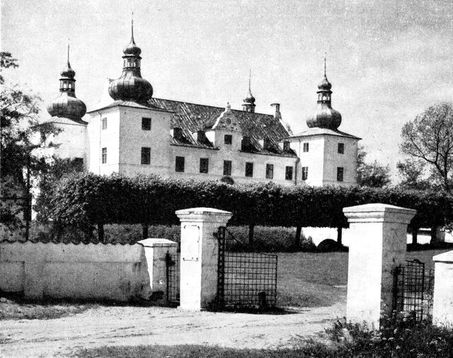 (Foto). Engelsholm.