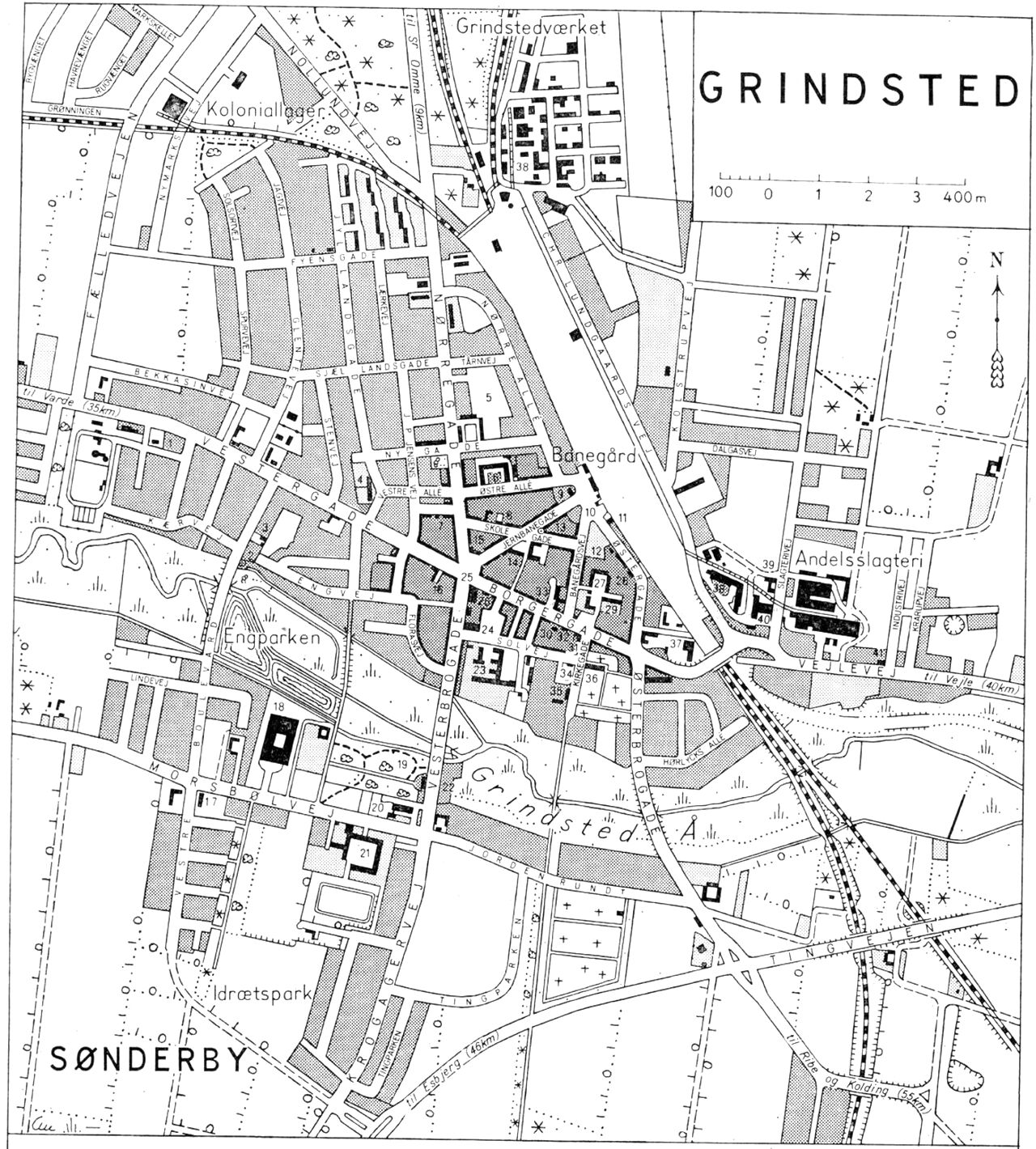 (Kort). 1 Redningskorps2 Mindesten (E. Dalgas)3 Redningskorps4 Alderdomshjem. Kommunekontor5 Markedsplads6 Grindsted Andelsmejeri7 Missionshus8 K.F.U.K.9 Folkebogsamling10 Rutebilstation11 Posthus og telegrafstation12 Teknisk Skole. Vandrerhjem13 Mindesten (Laurids Rasmussen)14 Grindsted Kost-og Realskole15 Varde Bank16 Handelsbanken17 Odd-Fellow Loge18 Grindsted Gymnasium19 Anlæget20 Tinghus. Dommerkontor og Politistation21 Søndre Skole22 Pavillon23 Amtssygehus24 Teaterbygning25 Grand Hotel26 Grindsted-Grene Sparekasse27 Nordre Skole28 K.F.U.M.29 Teknisk Forvaltning30 Sognerådssal31 Grindsted Apotek32 Museum33 Hansens Hotel34 Menighedshus35 Præstegård36 Kirke37 Grindsted Trælasthandel38 Kartoffelcentralen39 Off. Slagtehus og Eksportslagteri40 Eksportsamlestald41 EksternatskoleG. E .C. Gads ForlagRevideret 1963. Geodætisk Institut. Eneret