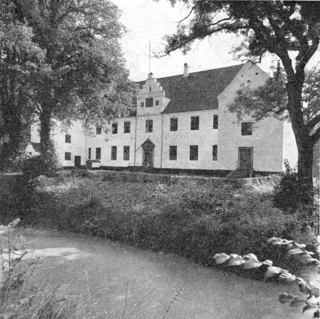 (Foto). Hovedbygningen på Sønderskov.