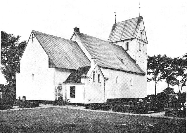 (Foto). Frørup kirke set fra nordøst.