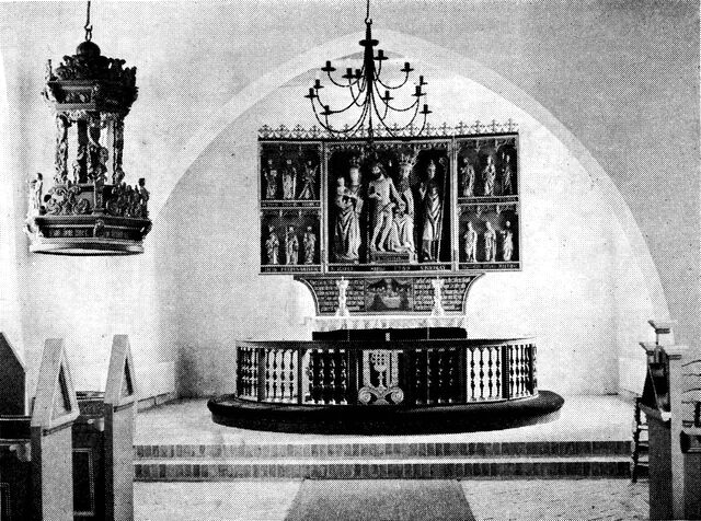 (Foto). Koret i Abild kirke.