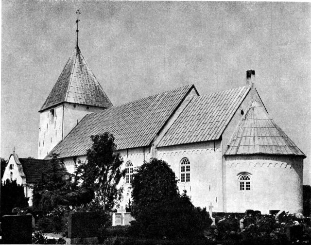 (Foto). Højst kirke.
