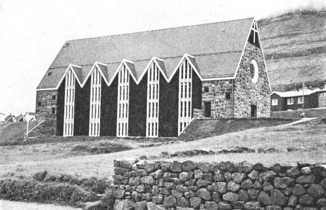 (Foto). Kirken i Klaksvík (»Christianskirken«).